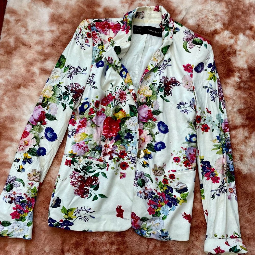 White Floral Zara Blazer Size Medium/M